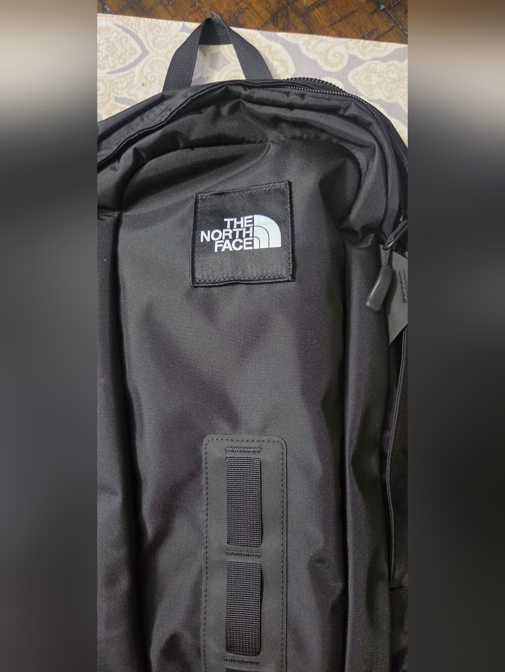 THE NORTH FACE Hot Shot SE Backpack - Picture 9 of 15